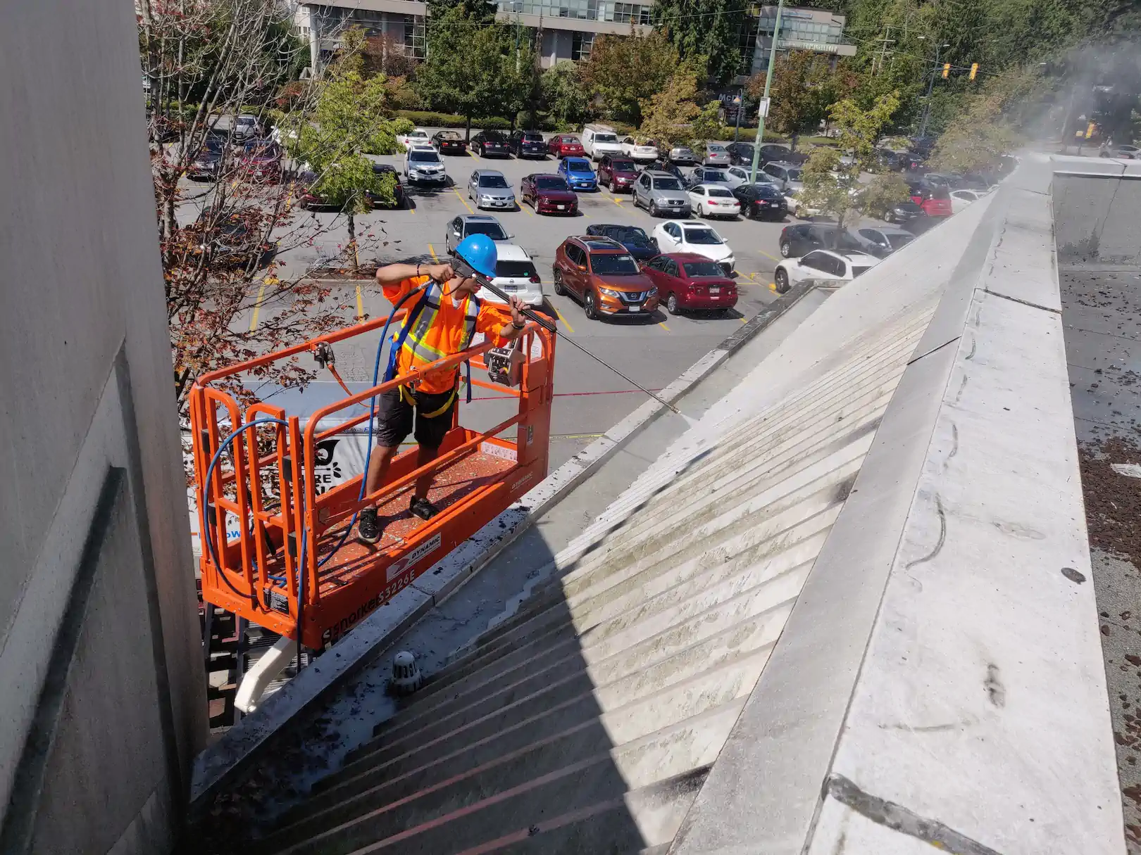 Mall roof cleaning
