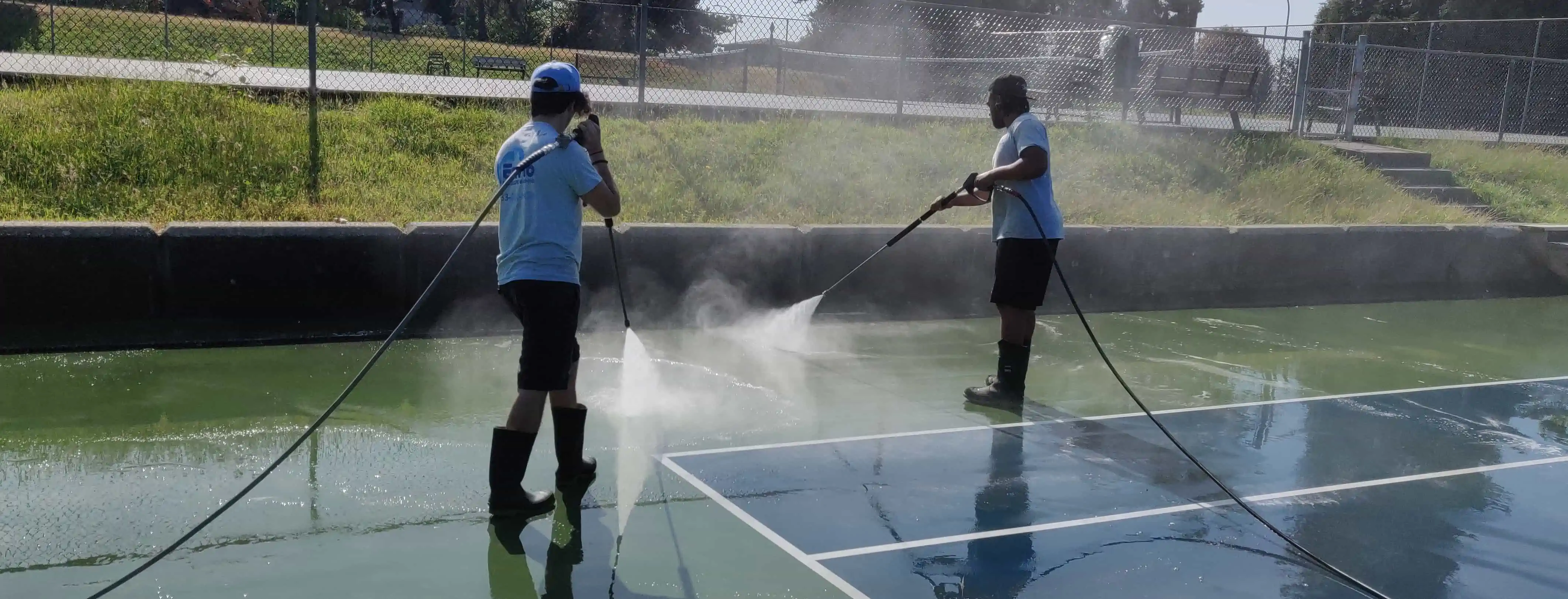 North Vancouver tennis courts cleaning smooth surface