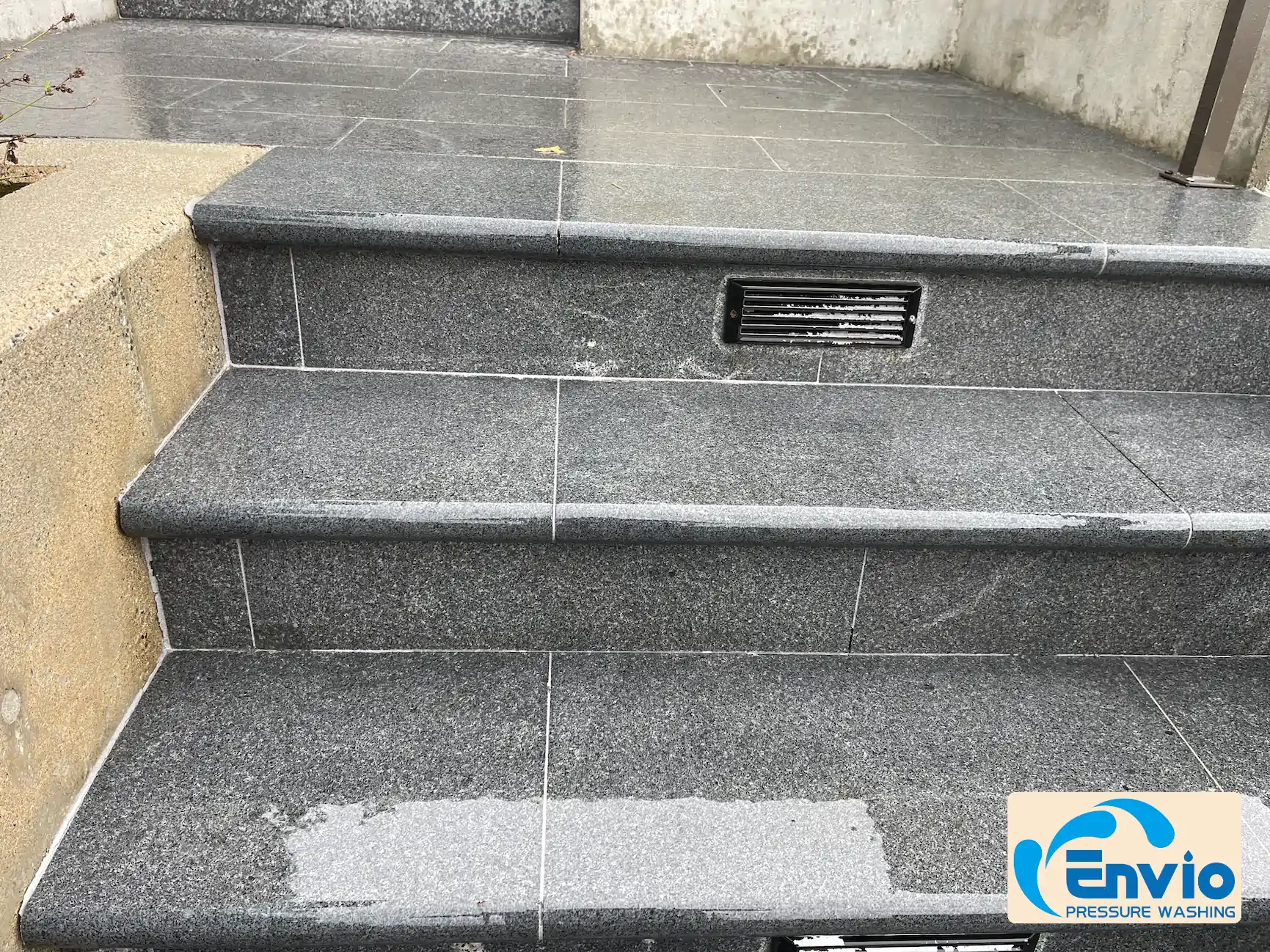 efflorescence removal from granite after